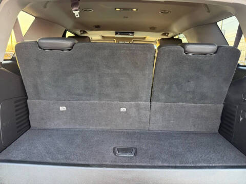 2016 Cadillac Escalade Luxury Collection