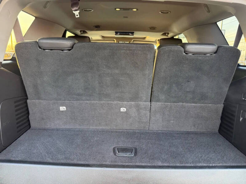 2016 Cadillac Escalade Luxury Collection