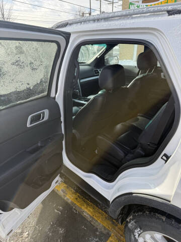 2011 Ford Explorer XLT