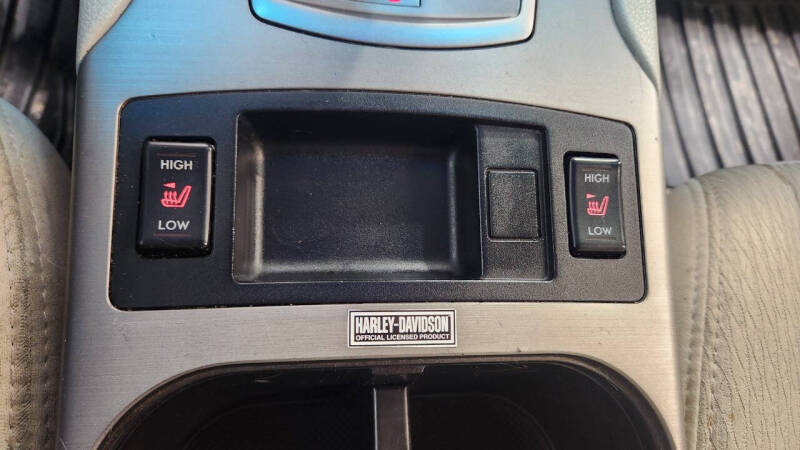 2011 Subaru Outback 2.5i Premium