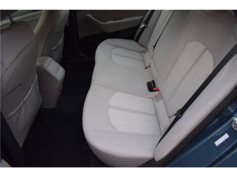 2016 Hyundai Sonata Hybrid SE