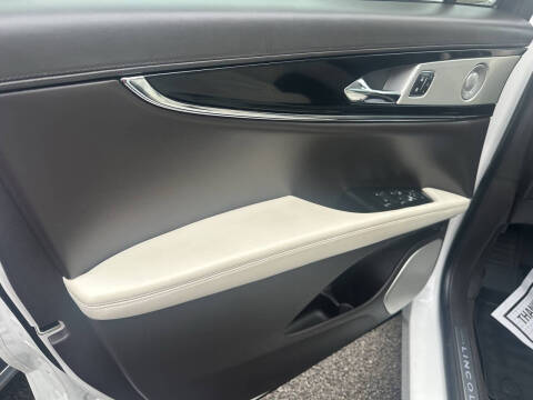 2021 Lincoln Nautilus Black Label