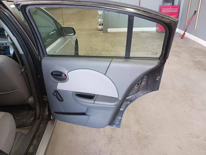 2007 Saturn Ion 2