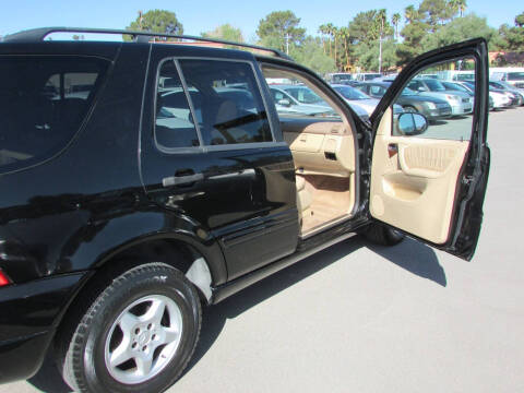 2000 Mercedes-Benz M-Class ML 320