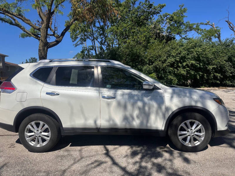 2016 Nissan Rogue SV