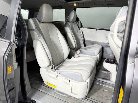 2013 Toyota Sienna