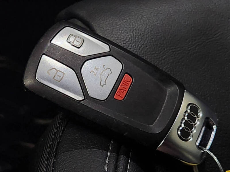 2022 Audi A4 quattro S line Prem Plus 45 TFSI