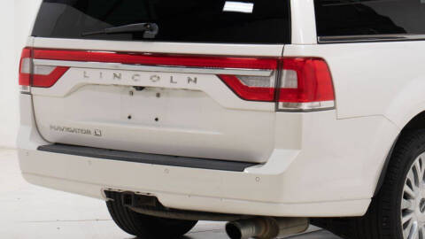 2017 Lincoln Navigator L Select