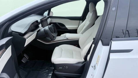 2023 Tesla Model X Standard Range