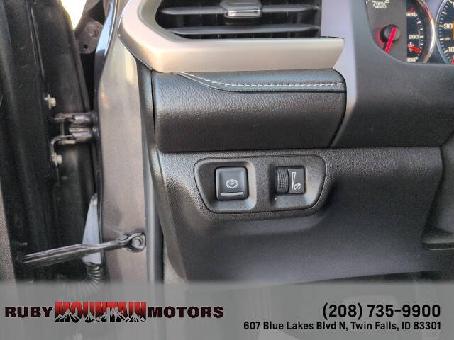 2017 GMC Acadia Denali