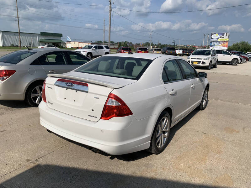2011 Ford Fusion SEL