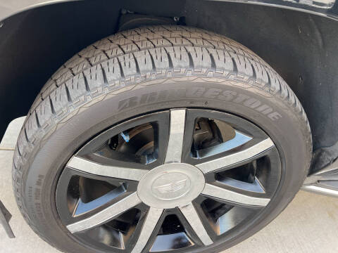 2017 Cadillac Escalade ESV Luxury