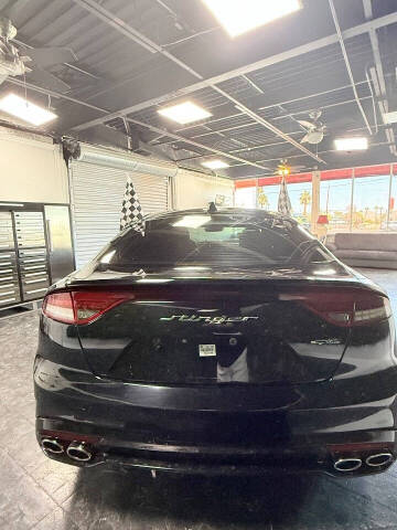 2022 Kia Stinger GT-Line