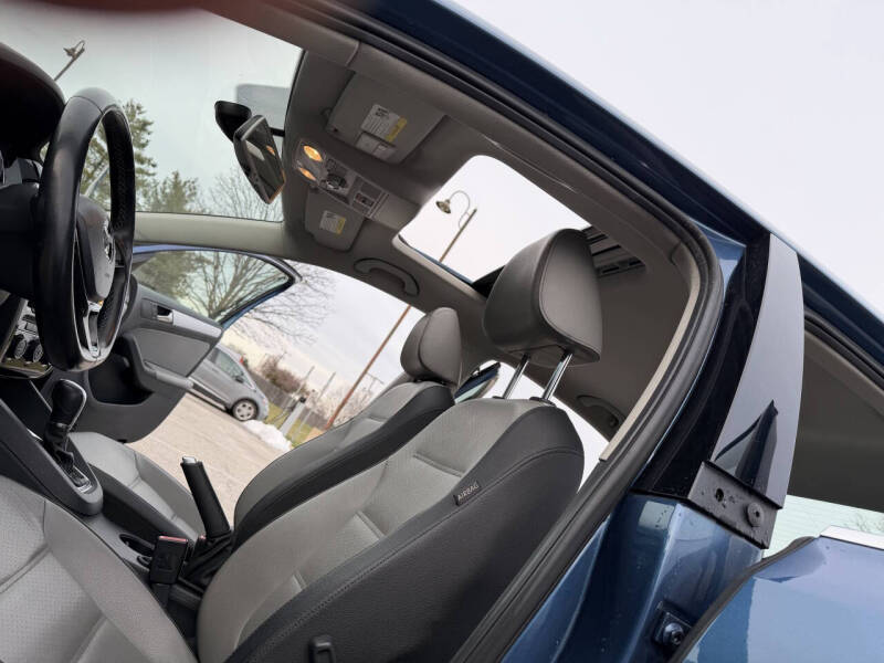 2016 Volkswagen Jetta Hybrid SEL Premium