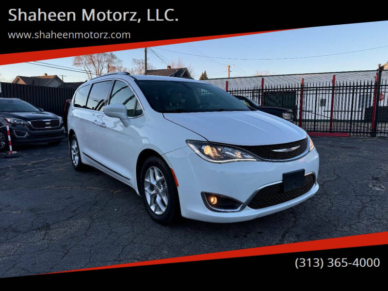 2017 Chrysler Pacifica for sale at Shaheen Motorz, LLC. in Detroit MI