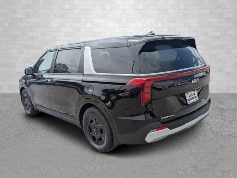 2025 Kia Carnival LXS