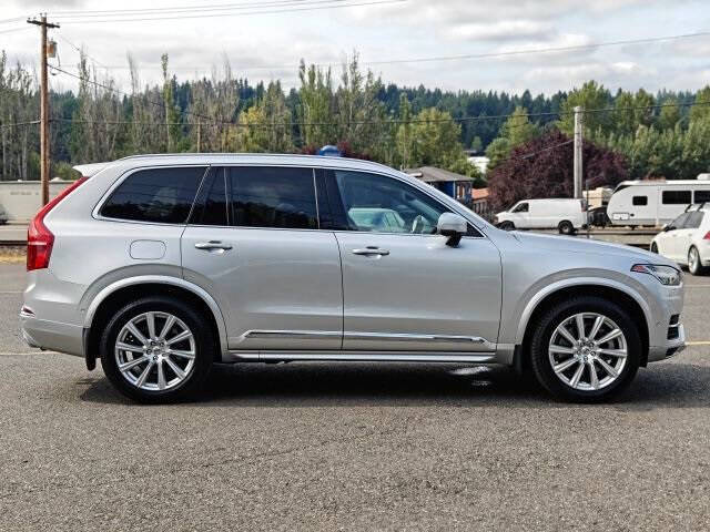 2017 Volvo XC90 T8 eAWD Inscription