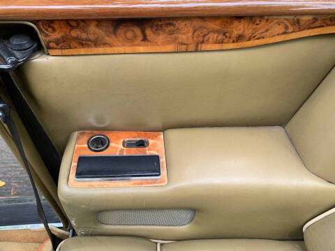 1982 Rolls-Royce Corniche