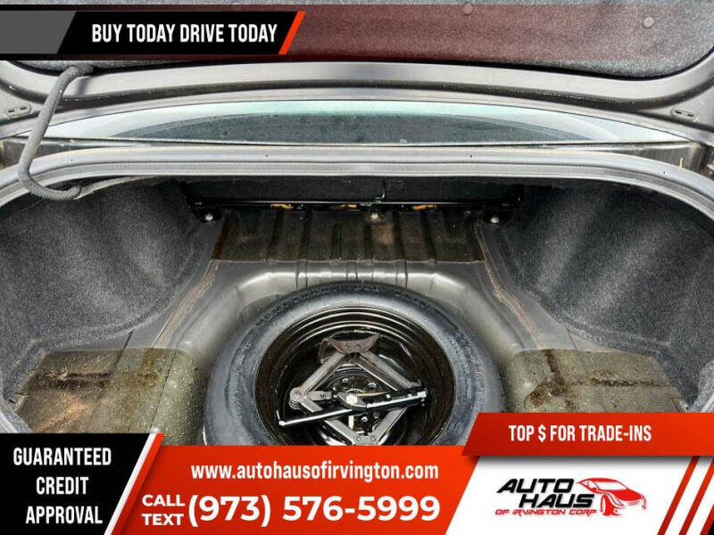 2012 Chrysler 200 LX