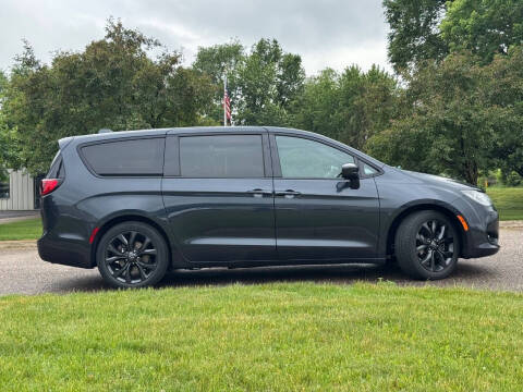 2019 Chrysler Pacifica Touring Plus