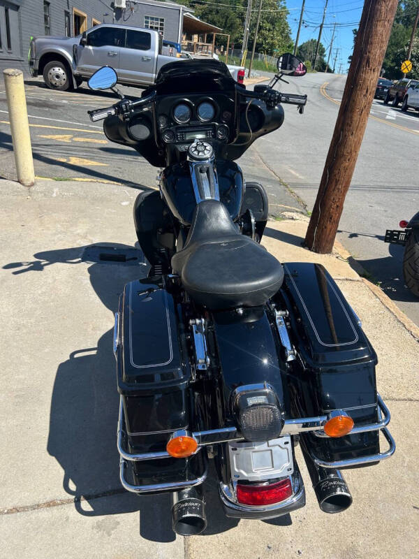 2012 Harley-Davidson Ultra Classic FLHTCU