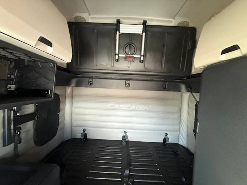 2021 Freightliner Cascadia