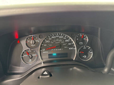 2025 Chevrolet Express 2500