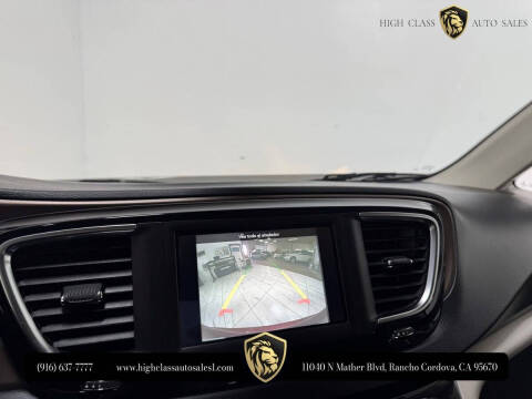 2020 Chrysler Voyager LXi