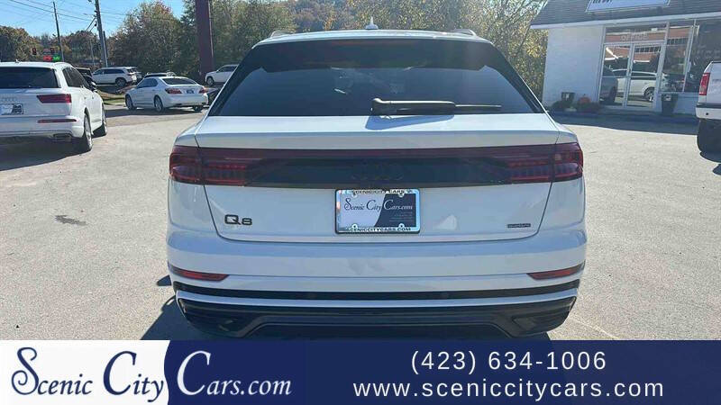 2022 Audi Q8 quattro Premium Plus 55 TFSI