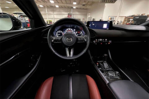 2024 Mazda Mazda3 Hatchback 2.5 Carbon Turbo