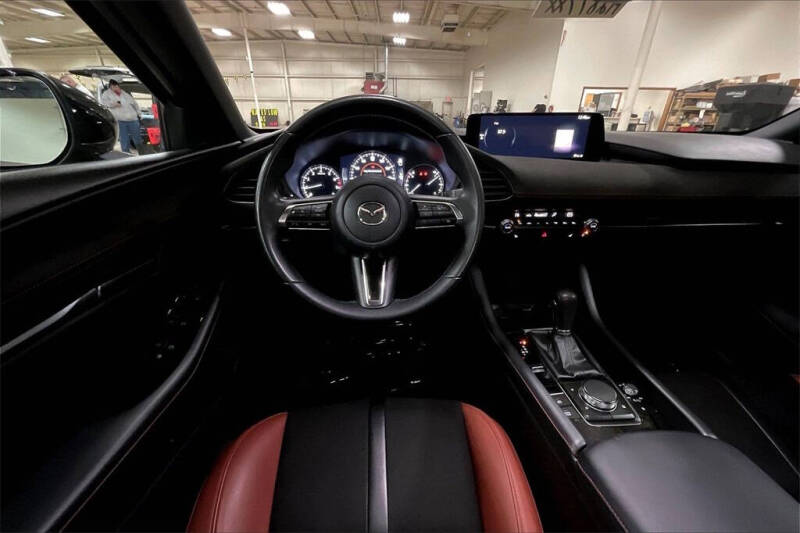 2024 Mazda Mazda3 Hatchback 2.5 Carbon Turbo