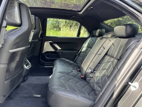 2024 BMW 7 Series 750e xDrive
