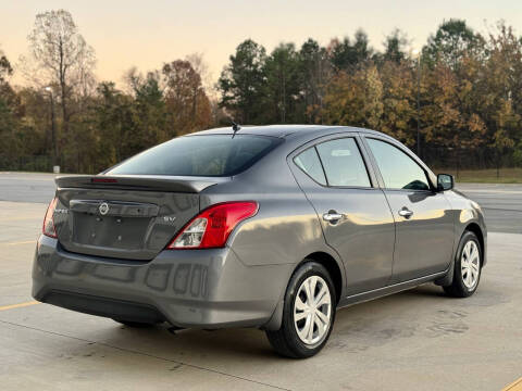 2019 Nissan Versa SV