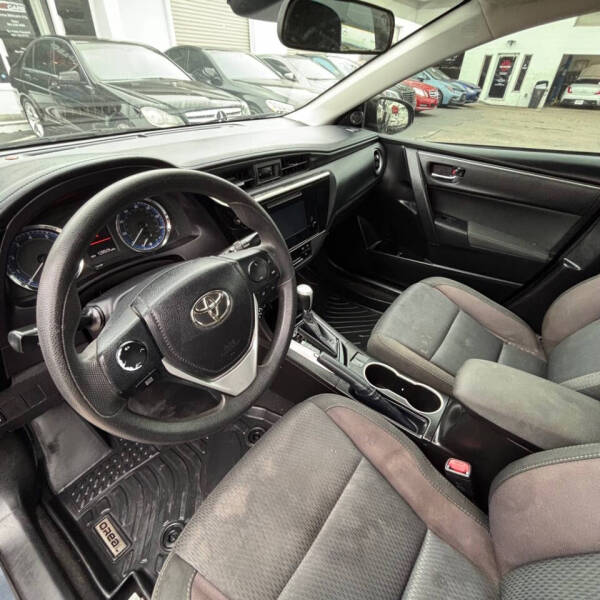 2018 Toyota Corolla LE