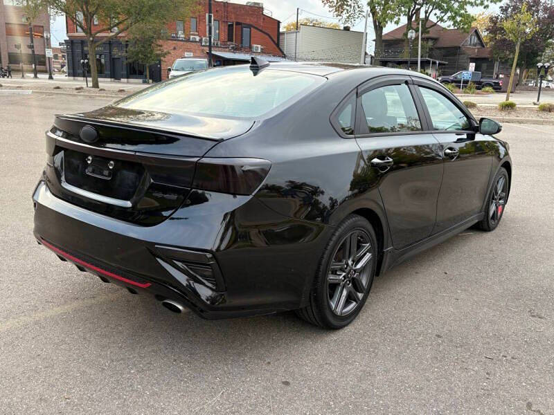 2021 Kia Forte GT Line