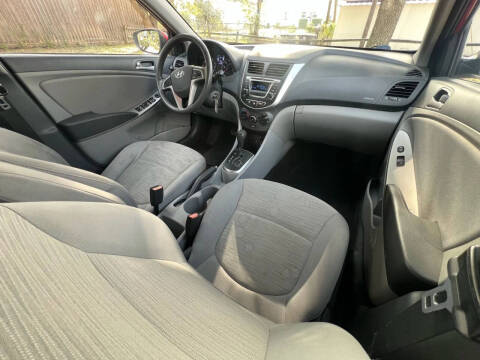 2016 Hyundai Accent SE