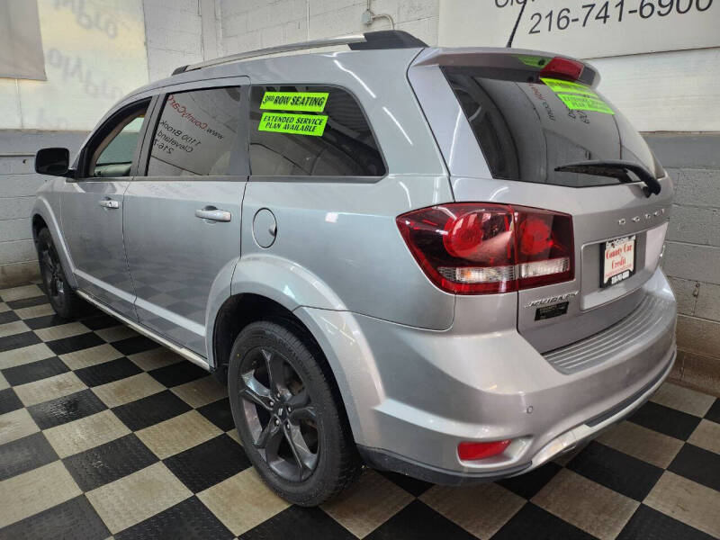 2020 Dodge Journey Crossroad