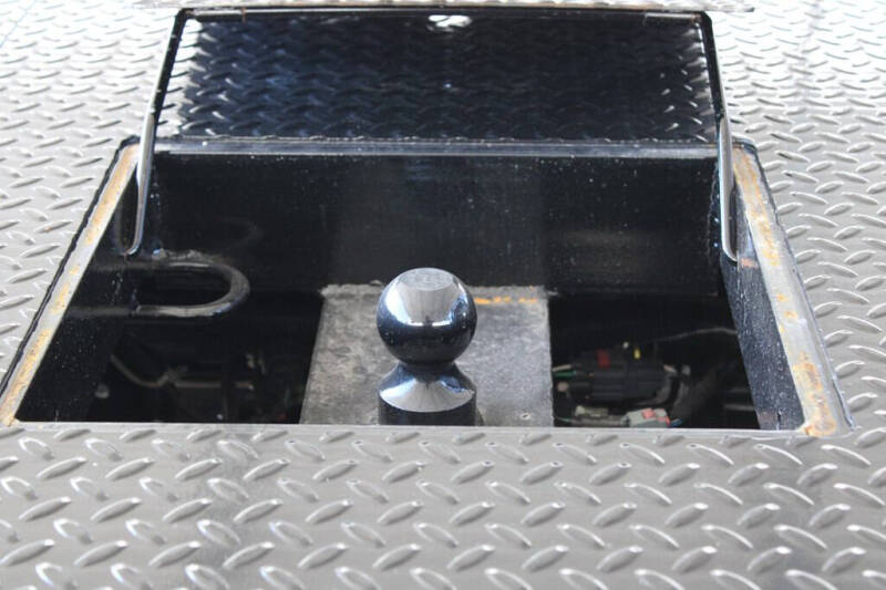 2025 Chevrolet Silverado 3500HD CC