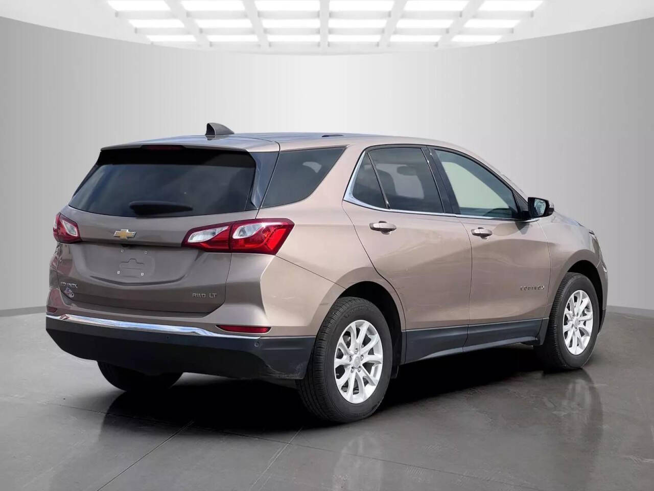 2018 Chevrolet Equinox for sale at Used Cars Toledo in Oregon, OH