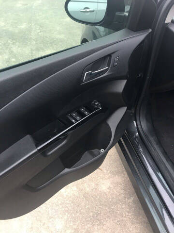 2019 Chevrolet Sonic LT Auto