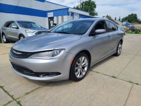 2015 Chrysler 200 for sale at METRO CITY AUTO GROUP LLC in Lincoln Park MI