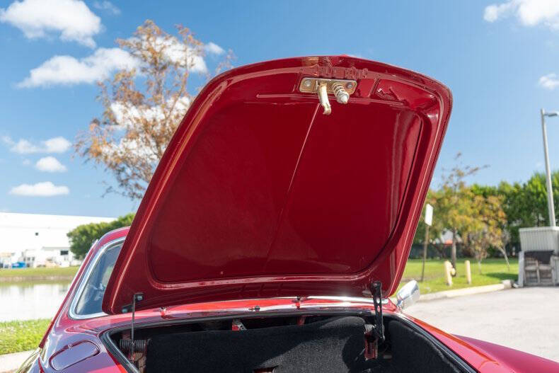 1968 Volkswagen Karmann Ghia