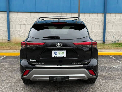 2022 Toyota Highlander Platinum