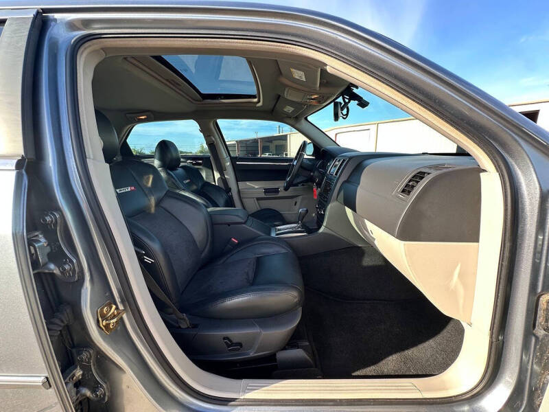 2006 Chrysler 300 SRT-8