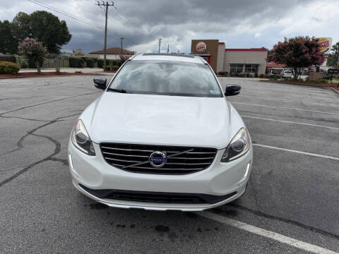2017 Volvo XC60 T5 Dynamic