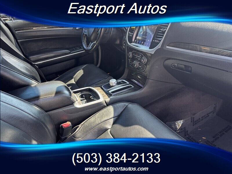 2018 Chrysler 300 Limited