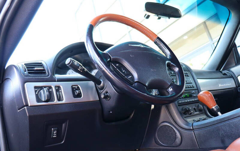 2003 Ford Thunderbird