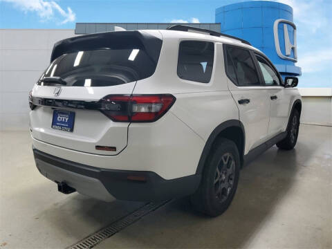 2025 Honda Pilot TrailSport