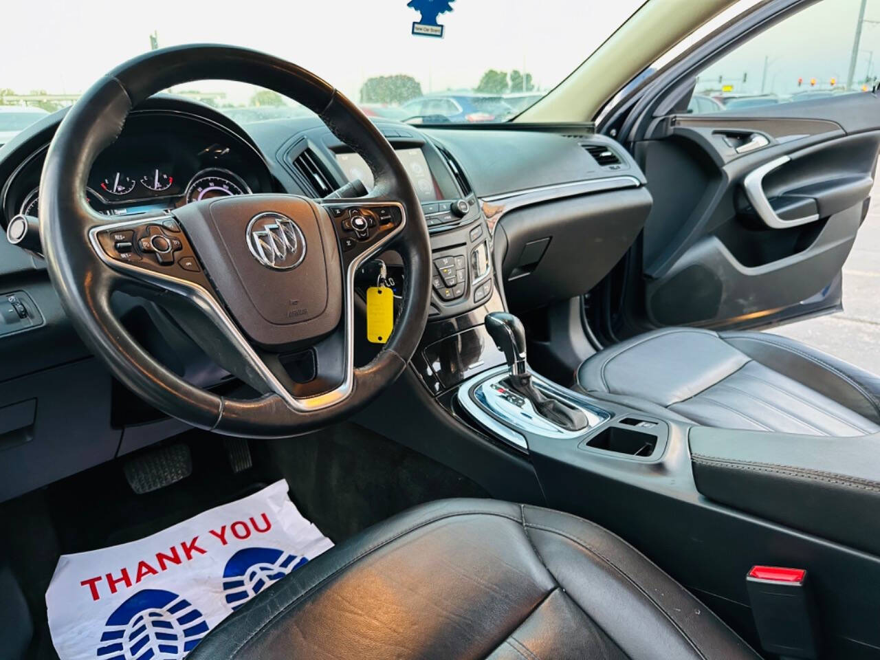 2016 Buick Regal Sport Touring photo 15