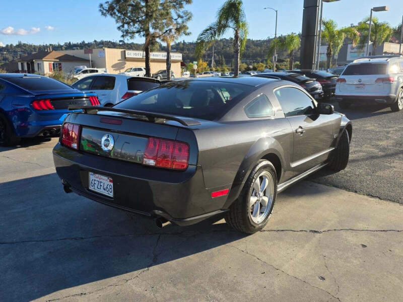 2008 Ford Mustang GT Deluxe